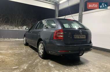 Универсал Skoda Octavia 2010 в 