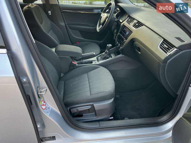 Універсал Skoda Octavia 2019 в Луцьку