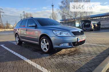 Универсал Skoda Octavia 2012 в Виннице