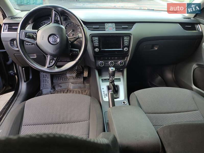 Универсал Skoda Octavia 2016 в Жовкве
