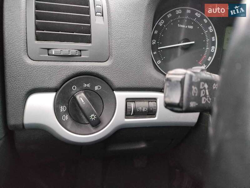 Універсал Skoda Octavia 2007 в Володимирі