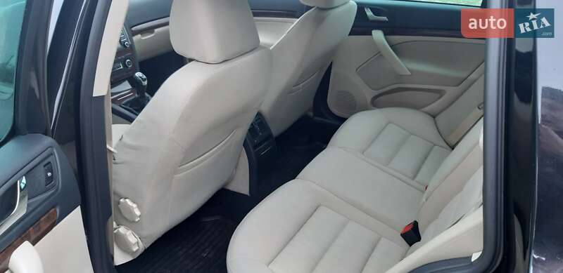 Универсал Skoda Octavia 2012 в Овруче