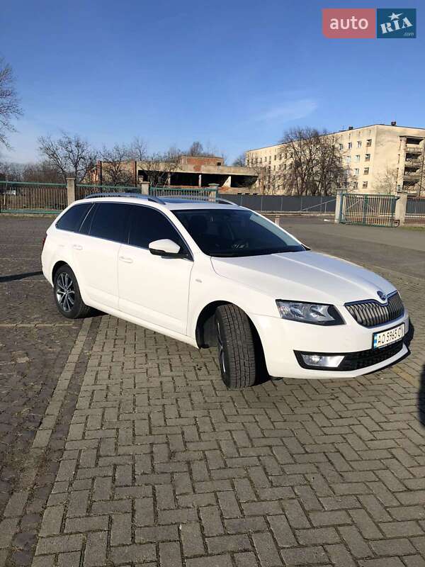 Універсал Skoda Octavia 2015 в Мукачевому