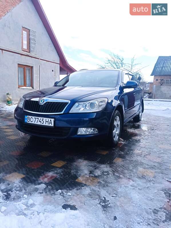 Універсал Skoda Octavia 2012 в Буську