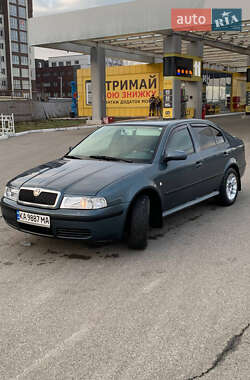 Лифтбек Skoda Octavia 2004 в Киеве