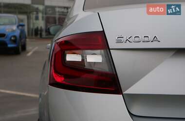 Лифтбек Skoda Octavia 2019 в Киеве