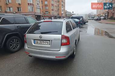 Универсал Skoda Octavia 2010 в 