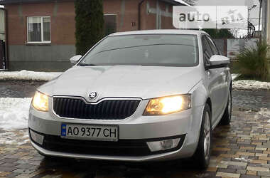 Ліфтбек Skoda Octavia 2016 в Ужгороді