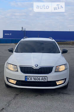 Універсал Skoda Octavia 2014 в Харкові