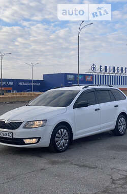 Універсал Skoda Octavia 2014 в Харкові