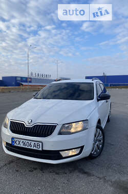 Універсал Skoda Octavia 2014 в Харкові