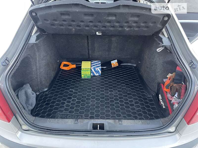 Лифтбек Skoda Octavia 2008 в Сумах