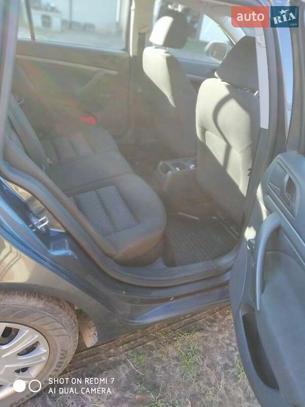 Універсал Skoda Octavia 2011 в Дніпрі