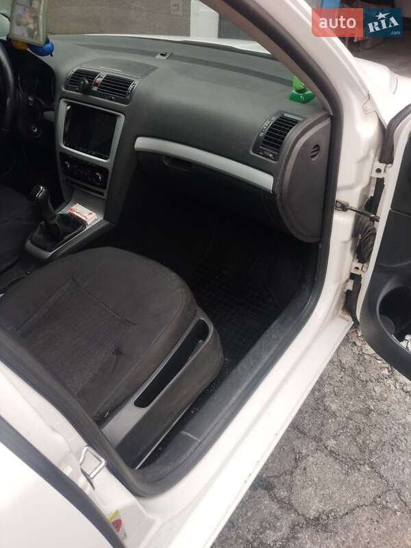 Ліфтбек Skoda Octavia 2011 в Сквирі