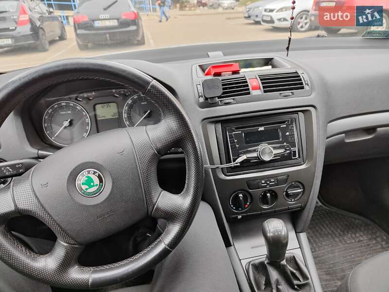 Лифтбек Skoda Octavia 2008 в Львове