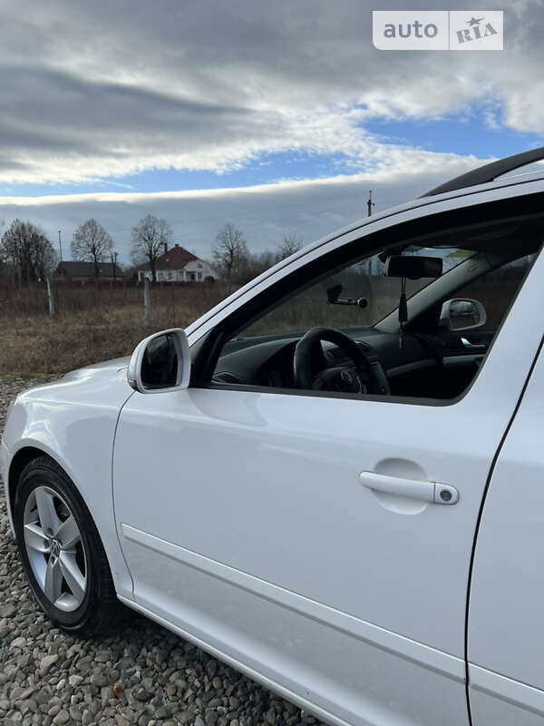 Універсал Skoda Octavia 2012 в Тячеві