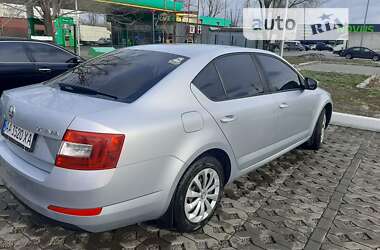 Лифтбек Skoda Octavia 2014 в Киеве