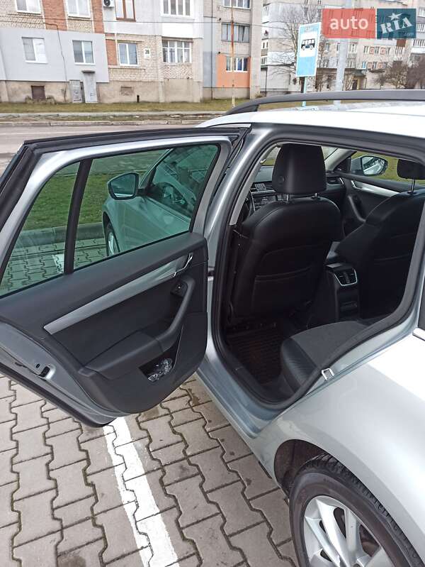 Універсал Skoda Octavia 2015 в Шептицькому