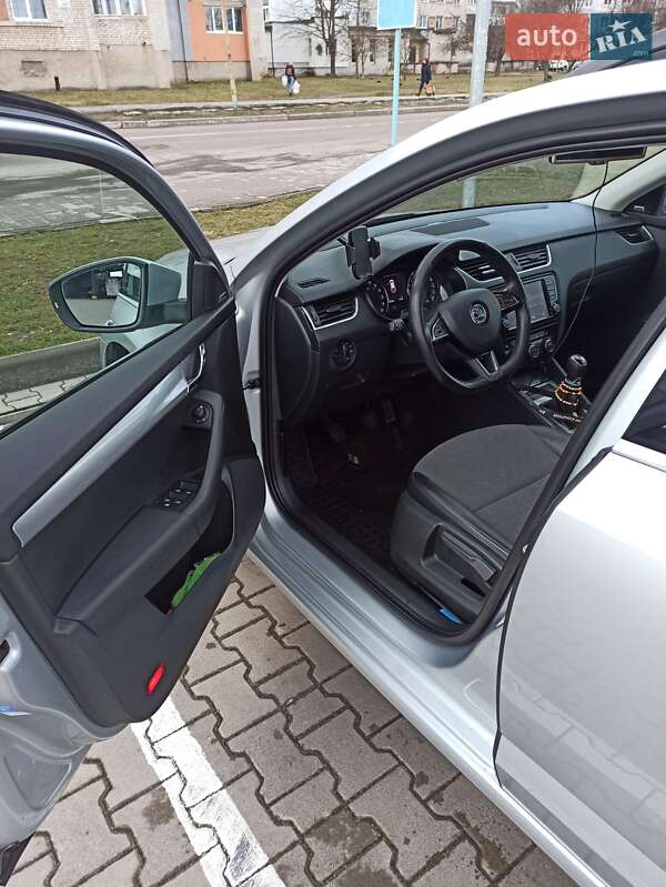 Універсал Skoda Octavia 2015 в Шептицькому
