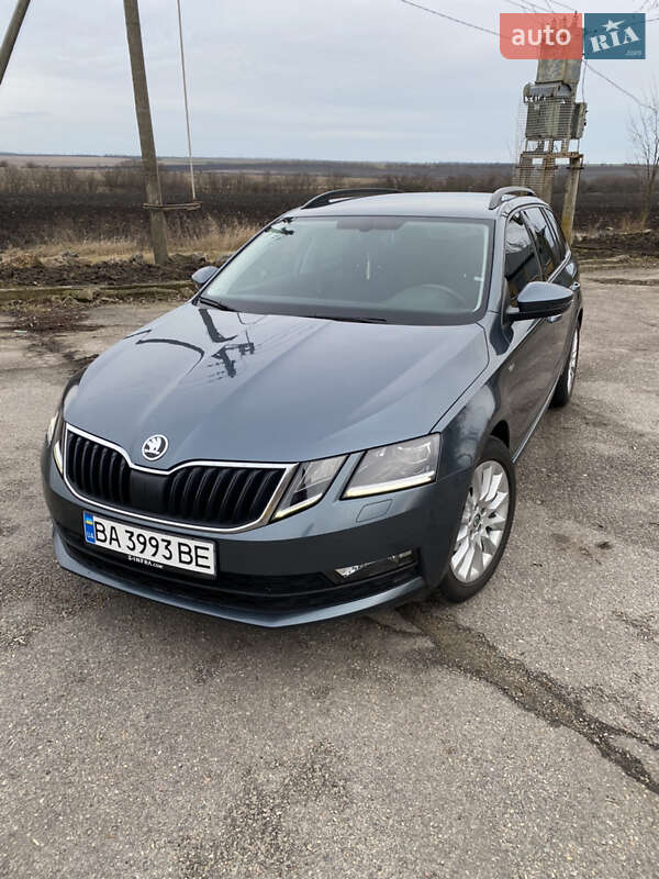 Універсал Skoda Octavia 2019 в Кропивницькому