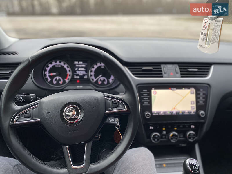Універсал Skoda Octavia 2019 в Кропивницькому
