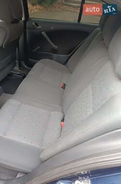 Лифтбек Skoda Octavia 2003 в 
