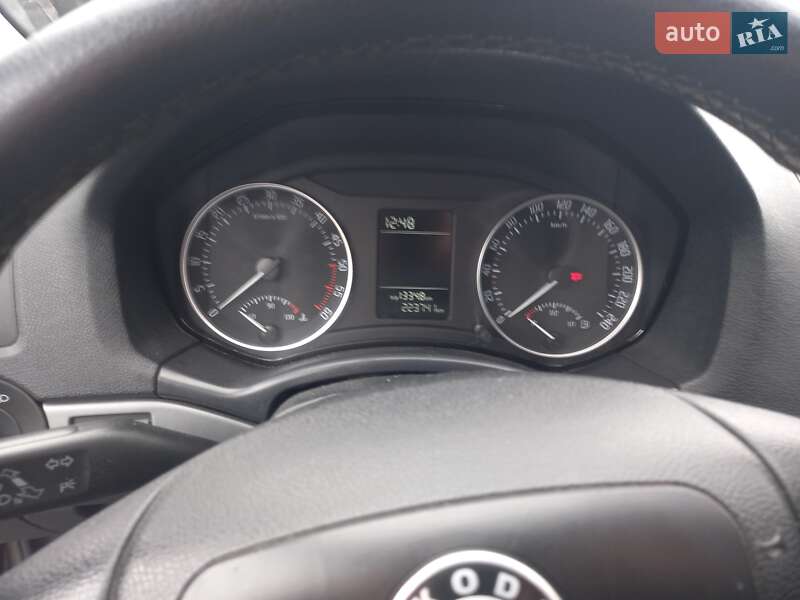 Універсал Skoda Octavia 2012 в Лубнах