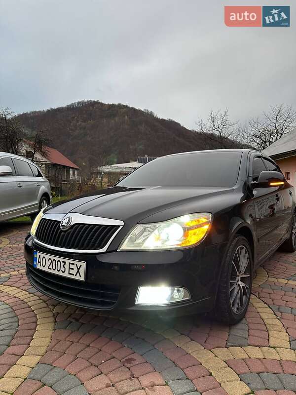 Лифтбек Skoda Octavia 2012 в Тячеве