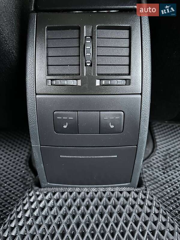 Лифтбек Skoda Octavia 2012 в Тячеве