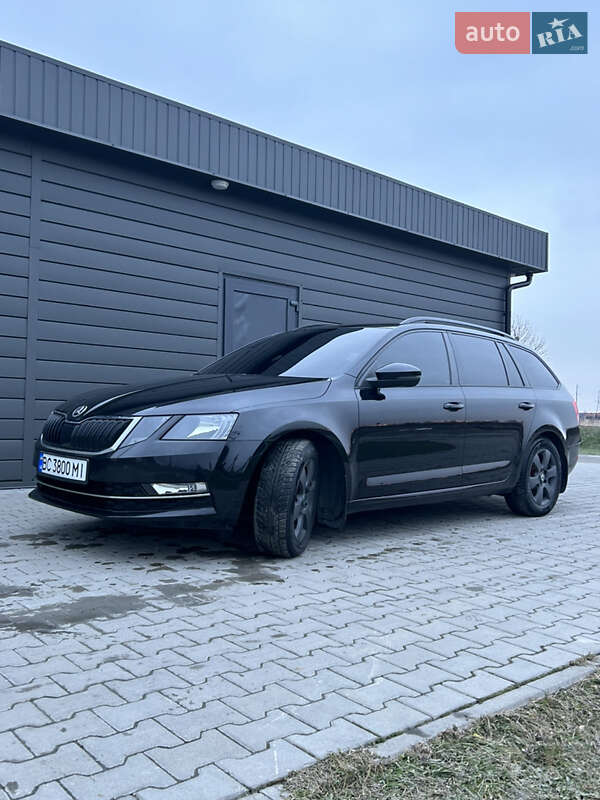 Универсал Skoda Octavia 2017 в Львове