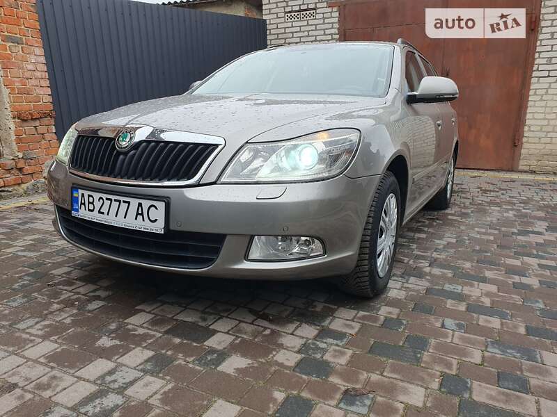 Универсал Skoda Octavia 2010 в Жмеринке