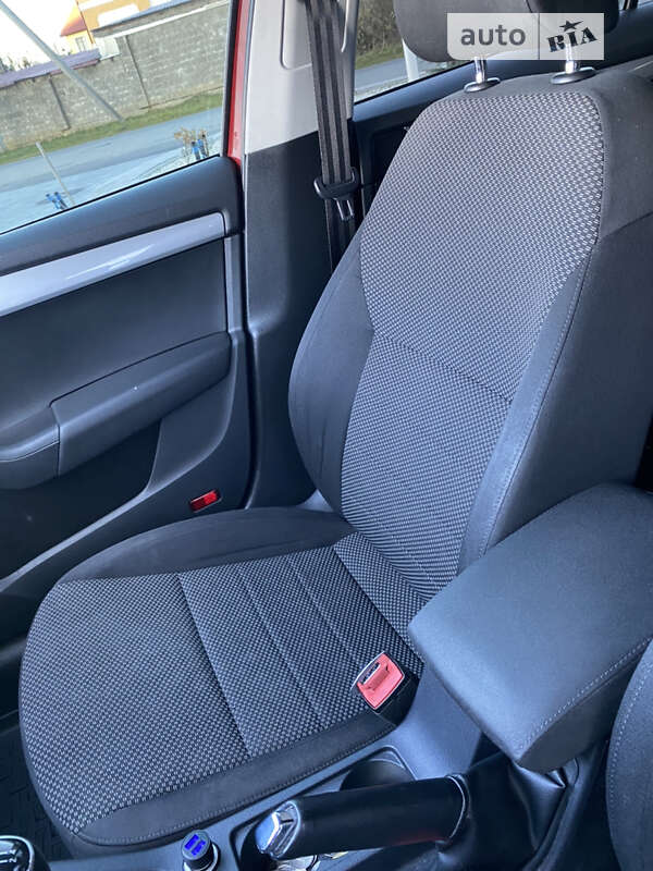 Универсал Skoda Octavia 2015 в Трускавце