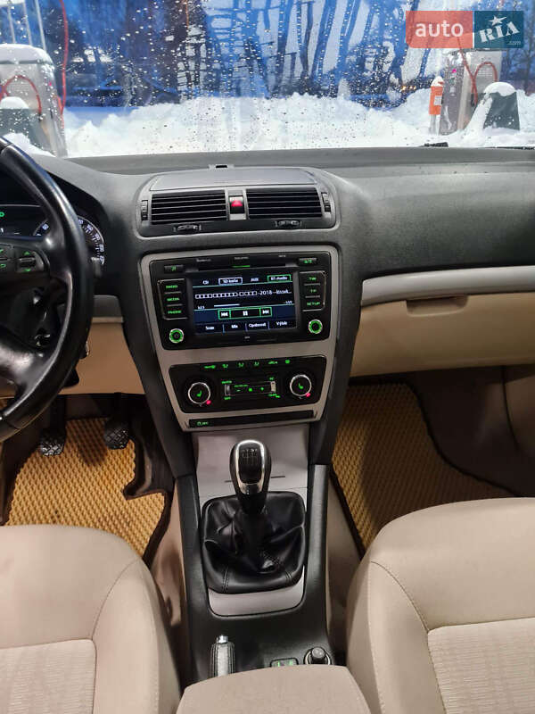 Універсал Skoda Octavia 2011 в Мукачевому