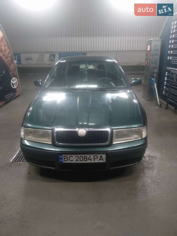 Лифтбек Skoda Octavia 2005 в Львове