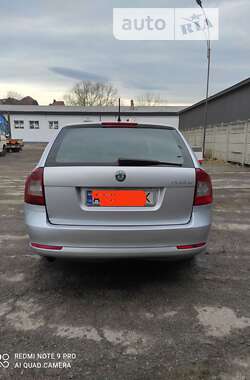 Универсал Skoda Octavia 2011 в Ивано-Франковске