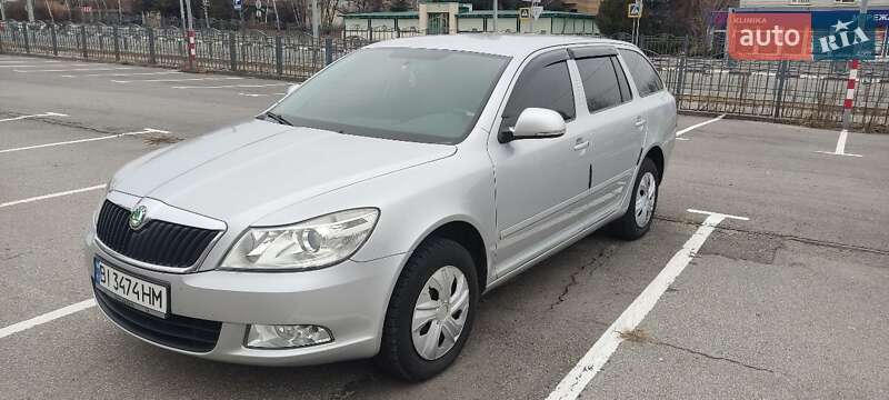 Універсал Skoda Octavia 2010 в Харкові