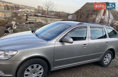 Универсал Skoda Octavia 2011 в 