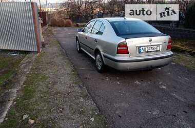 Ліфтбек Skoda Octavia 1998 в Іршаві