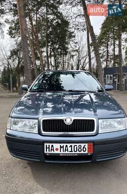 Универсал Skoda Octavia 2003 в Виннице