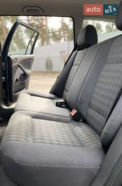 Универсал Skoda Octavia 2003 в 