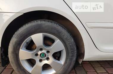 Универсал Skoda Octavia 2010 в 