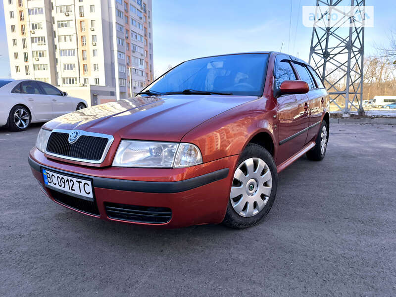 Універсал Skoda Octavia 2001 в Харкові