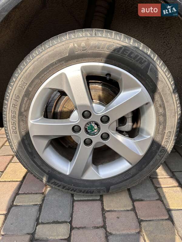 Универсал Skoda Octavia 2012 в Христиновке