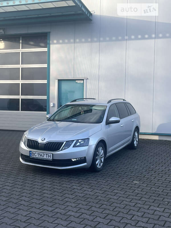 Универсал Skoda Octavia 2018 в Дрогобыче