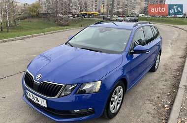 Универсал Skoda Octavia 2018 в Киеве