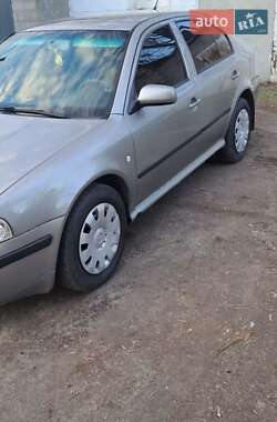 Лифтбек Skoda Octavia 2006 в 