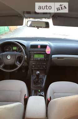 Універсал Skoda Octavia 2006 в Харкові