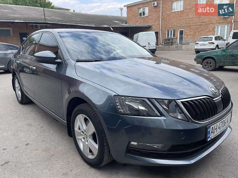 Лифтбек Skoda Octavia 2018 в Кропивницком