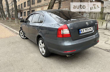 Ліфтбек Skoda Octavia 2010 в Києві