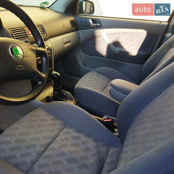 Ліфтбек Skoda Octavia 2000 в Чорткові